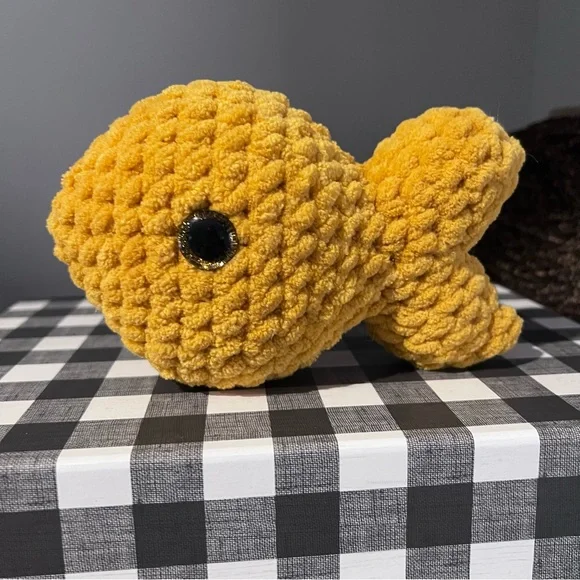 Crochet Amigurumi Goldfish Handmade by Petunias Plushie Patch, New - Picture 8 of 8